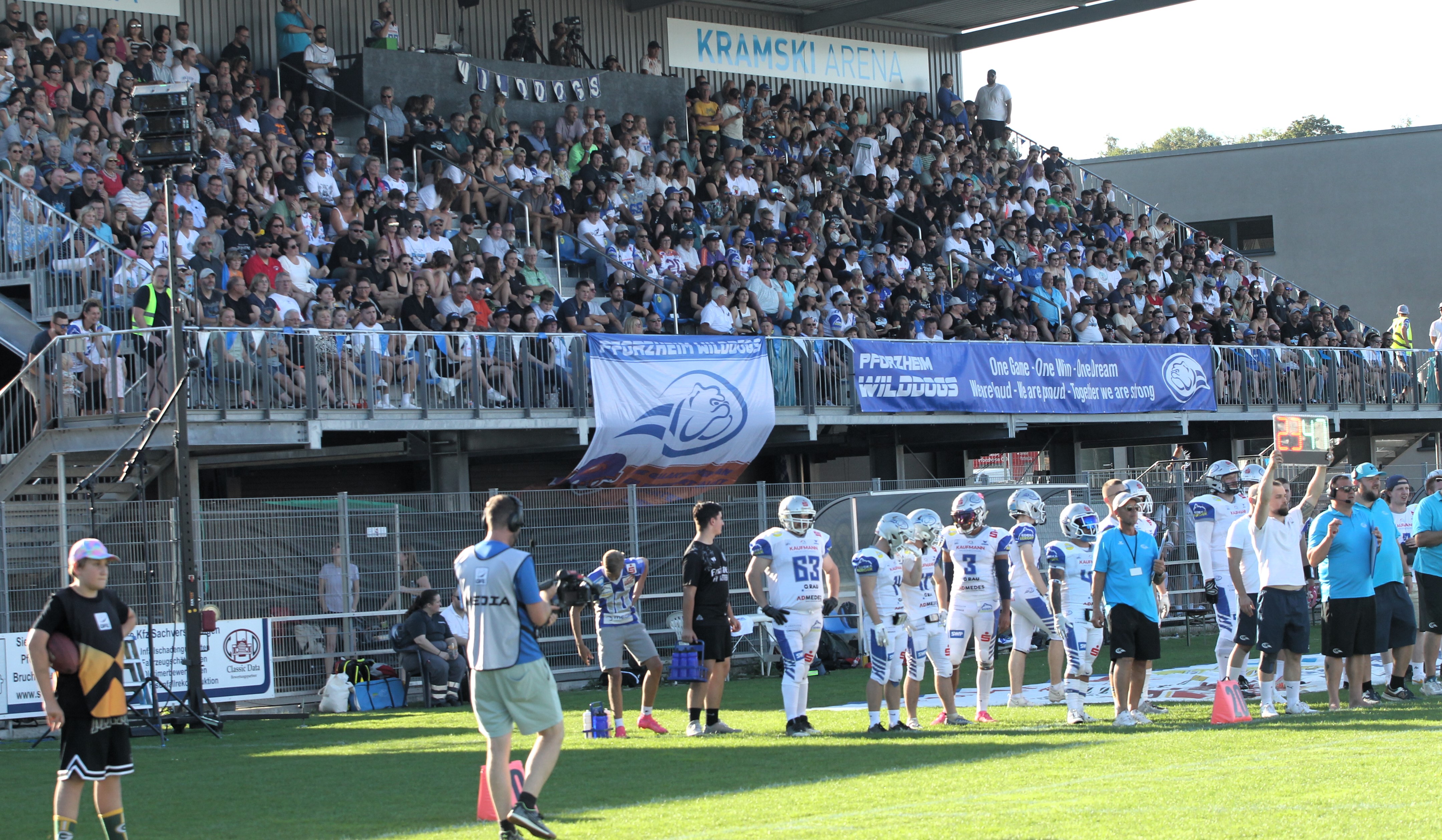 Letzte Handgriffe im Stadion